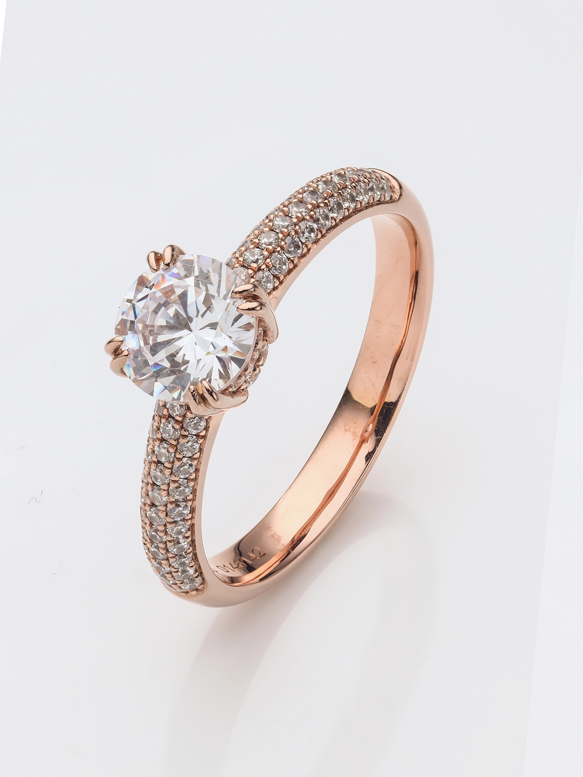 Premium rose gold ring retouching with diamond brilliance enhancement