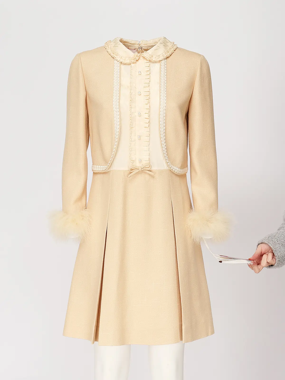 transparent mannequin