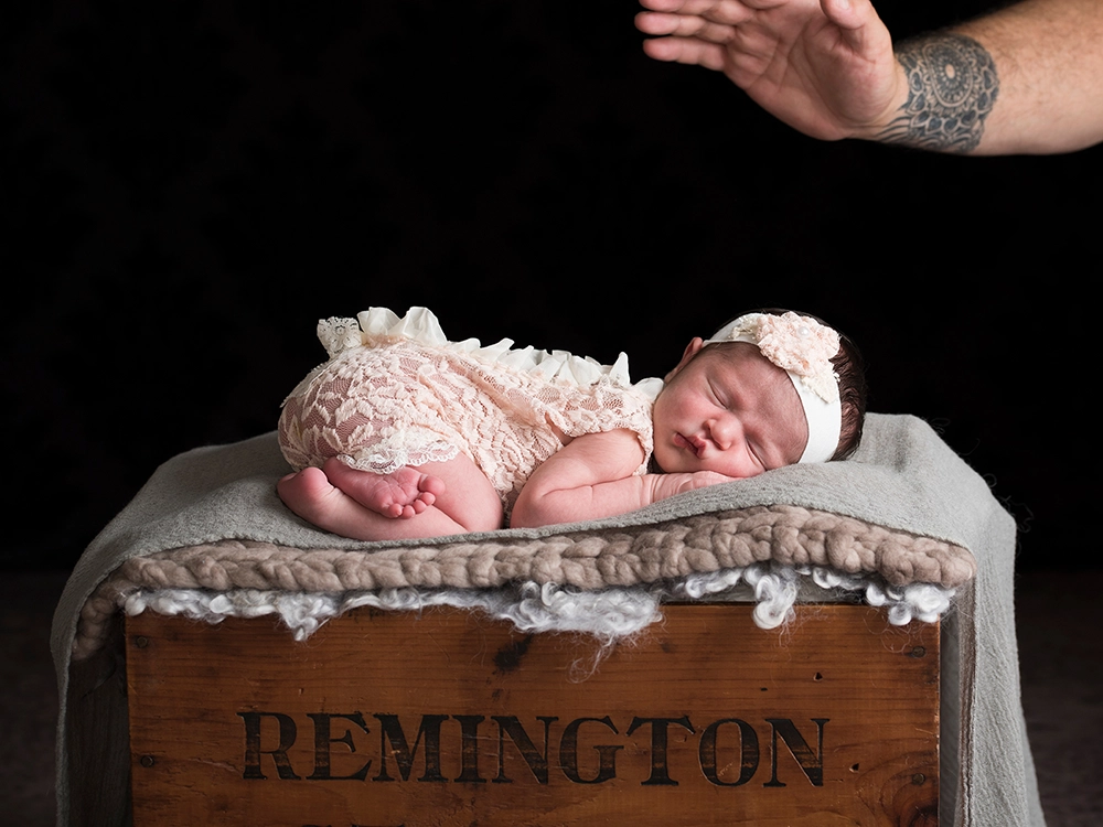 Expert Newborn image Editing